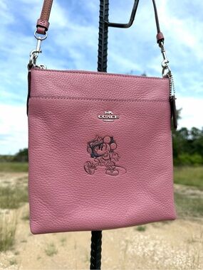 Disney Minnie Mouse Leather Coach Crossbody Purse F1880-37534